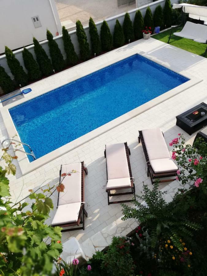 Apartments Jankovic Vodice Eksteriør bilde